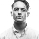 G-EAZY PAYS TRIBUTE